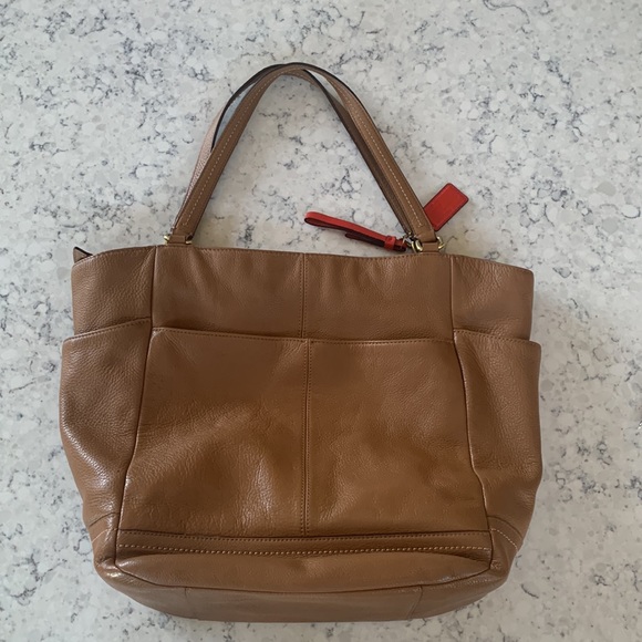 Pebbled Leather Coach Bag - Picture 2 of 13